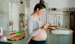 Read more about the article How Can I Avoid Gaining Weight During Pregnancy? 15 Easy Things To Do